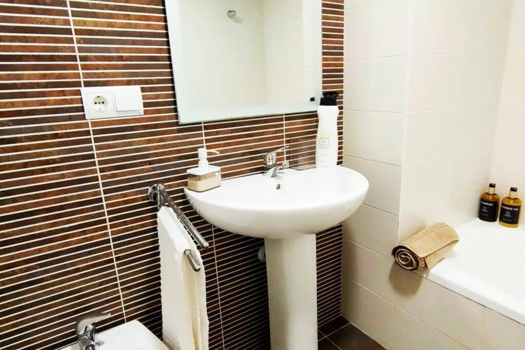 Donoso Cortes Apartment - Аликанте Экстерьер фото